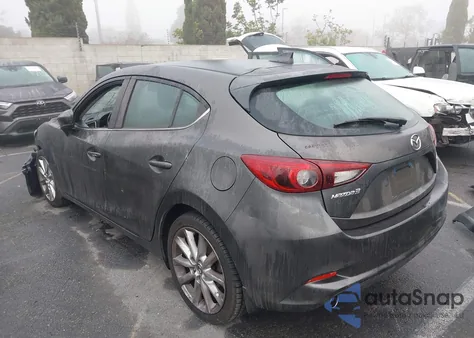 2017 Mazda Mazda3 Grand Touring из США, поврежденный, VIN 3MZBN1M31HM129584